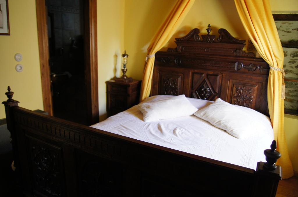 Bed and Breakfast Ta Xelidonakia à Pinakátai Extérieur photo