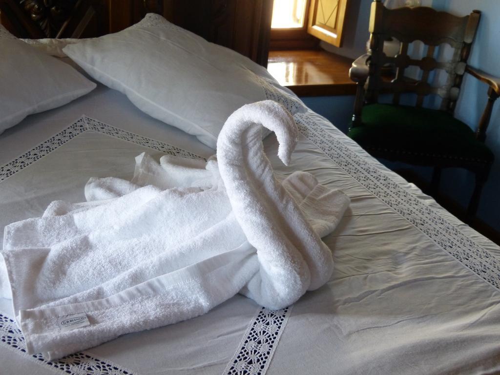 Bed and Breakfast Ta Xelidonakia à Pinakátai Extérieur photo